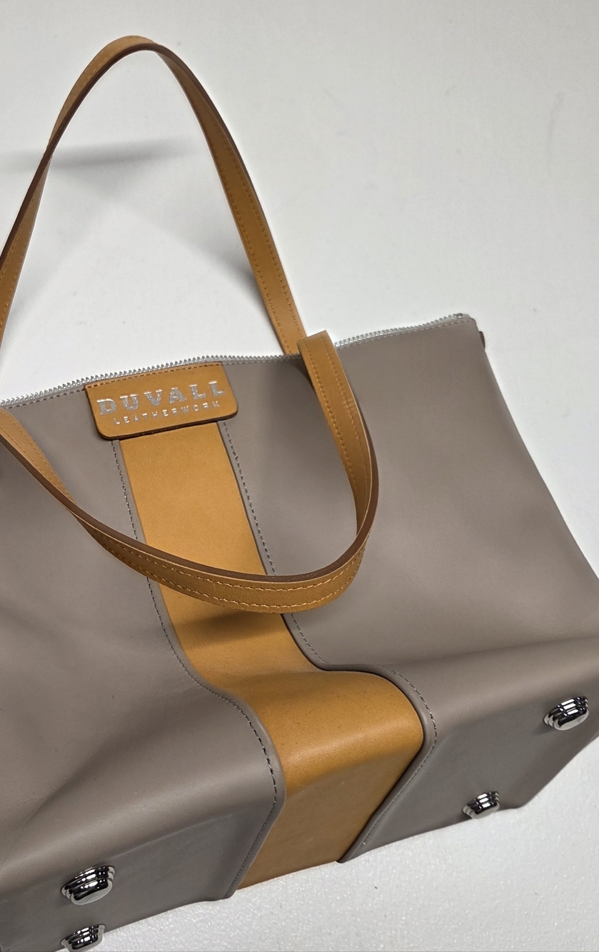 Handmade Leather Handbag. Duvall Leather - Picture 2 of 9